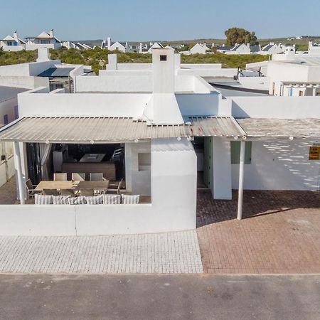 Over The Moon Paternoster Dış mekan fotoğraf